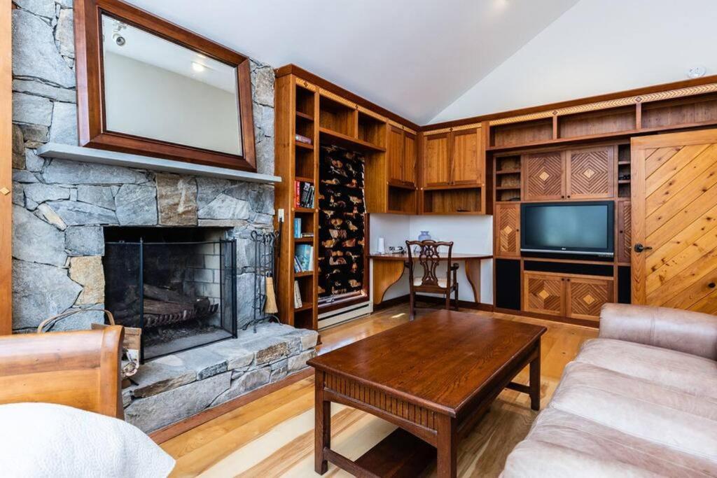 7Th Hole Chalet At Wintergreen Resort Hot Tub, Sauna & 3 Fireplaces Exterior foto